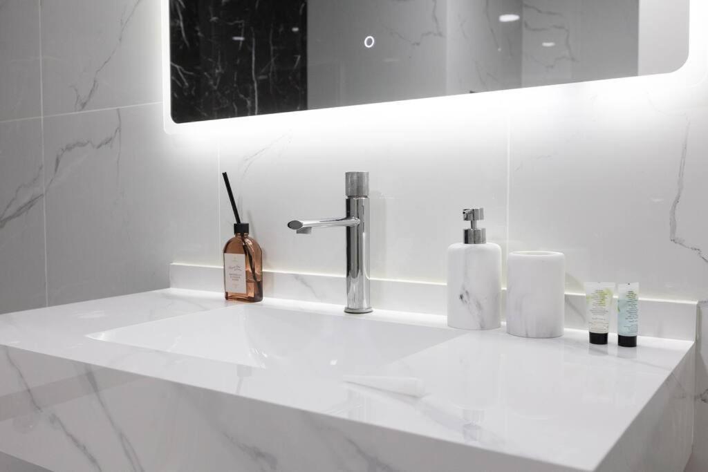 Апартаменти Stylish 3bdr In Rimal 2 Jbr Дубай
