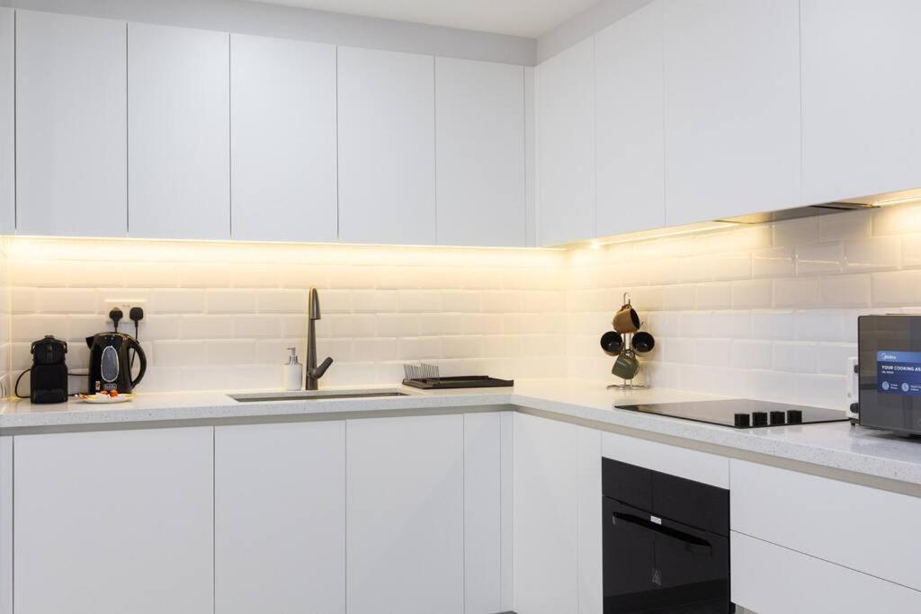 Appartement Stylish 3bdr In Rimal 2 Jbr