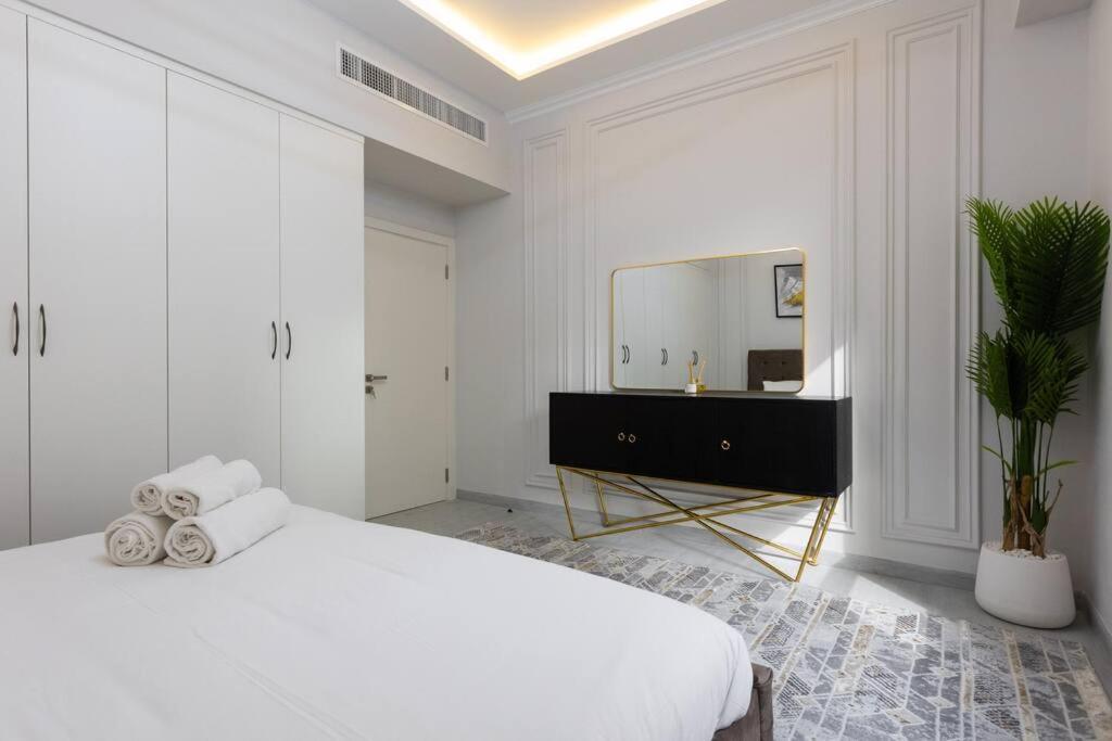 Stylish 3bdr In Rimal 2 Jbr * Дубай