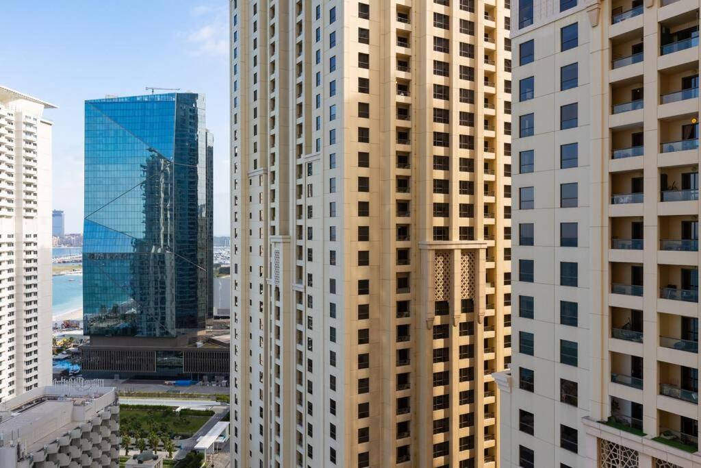 Stylish 3bdr In Rimal 2 Jbr Апартаменти